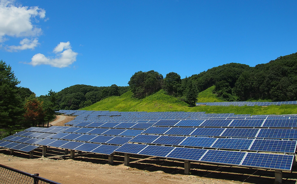 Development and investment for mega solar projects utilizing idle land